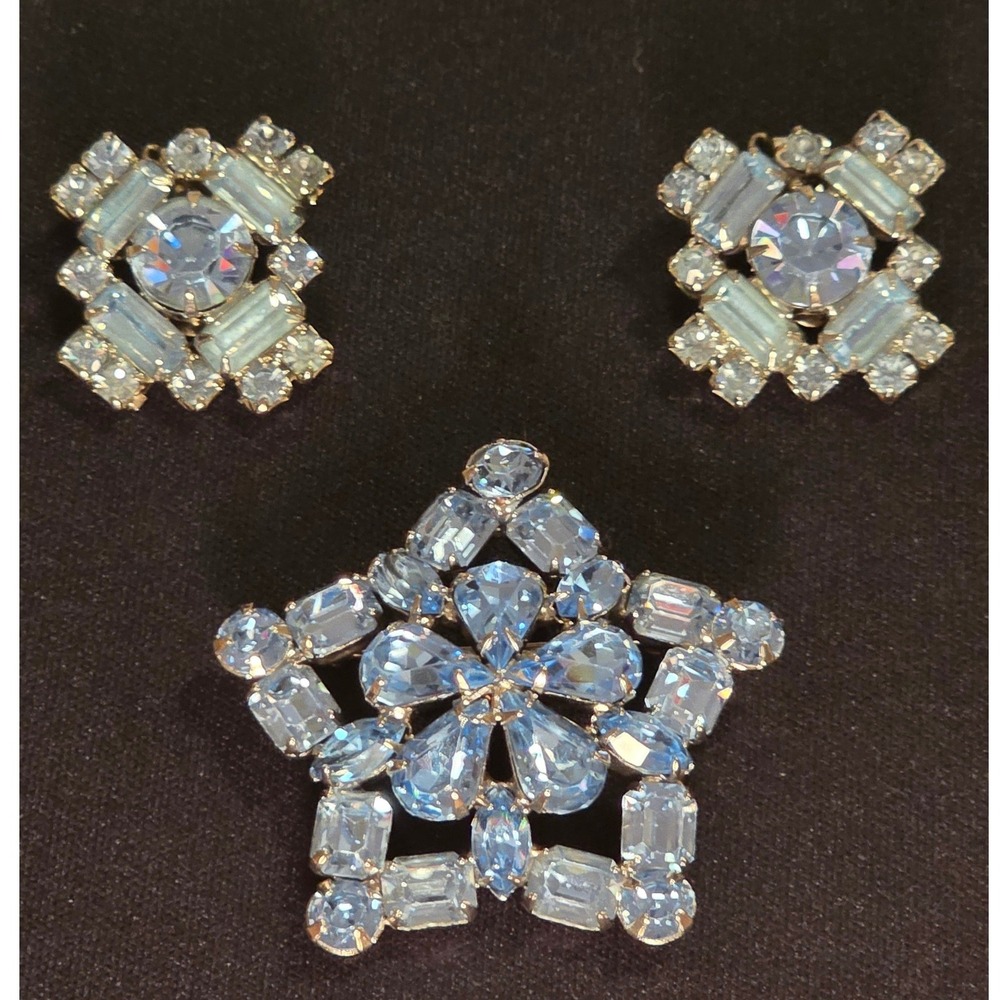 Vintage Weiss Blue Rhinestone Star Brooch‎ & Earrings Signed